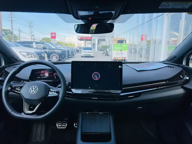 2025 Volkswagen Unique 06 с пробегом 16 900 км