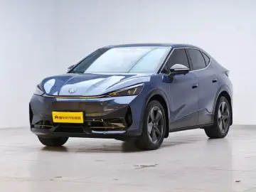 Volkswagen Unique 06
