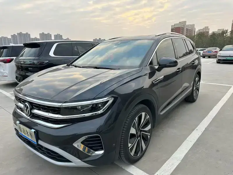 2023 Volkswagen Yuzhong 08 с пробегом 18 500 км