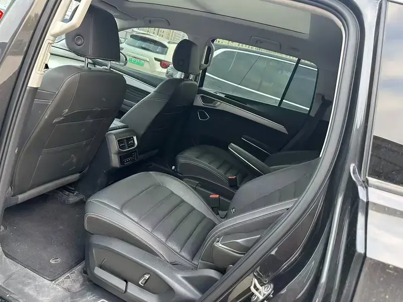 2023 Volkswagen Yuzhong 08 с пробегом 18 500 км