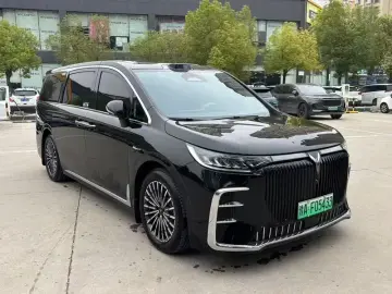 2026 Voyah Dreamer с пробегом 8 000 км