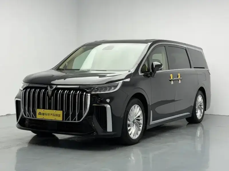2024 Voyah Dreamer с пробегом 58 900 км