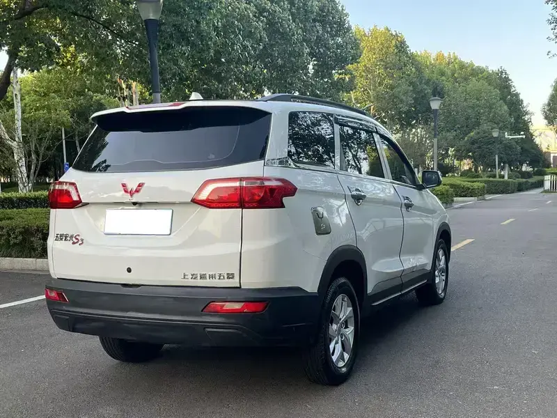2019 Wuling Wuling Hongguang S3 с пробегом 90 000 км