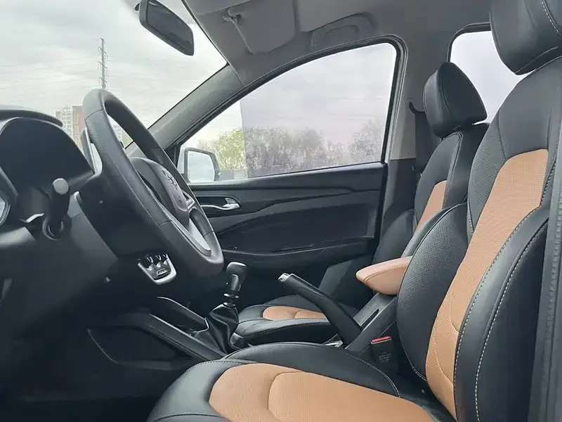2019 Wuling Wuling Hongguang S3 с пробегом 98 000 км