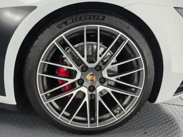 2021 Porsche 911 с пробегом 50 129 км