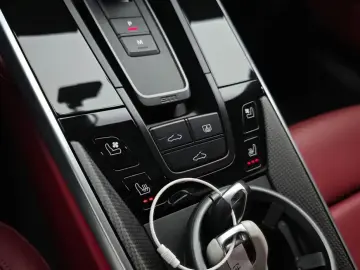 2021 Porsche 911 с пробегом 50 129 км