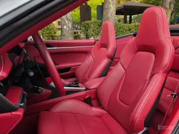 2025 Porsche 911 с пробегом 14 321 км