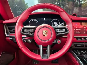 2025 Porsche 911 с пробегом 14 321 км