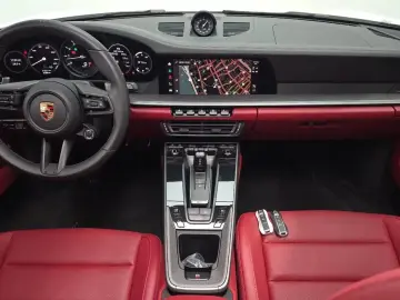 2024 Porsche 911 с пробегом 6 156 км