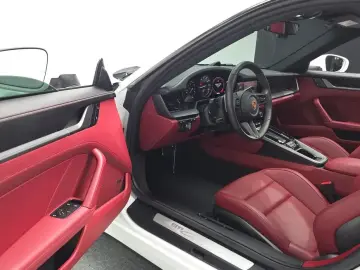 2024 Porsche 911 с пробегом 6 156 км