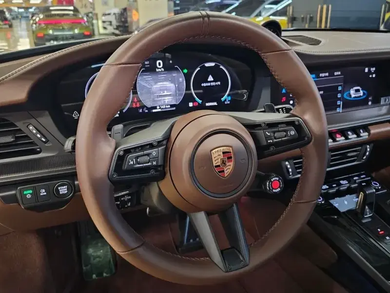 2025 Porsche 911 с пробегом 4 659 км