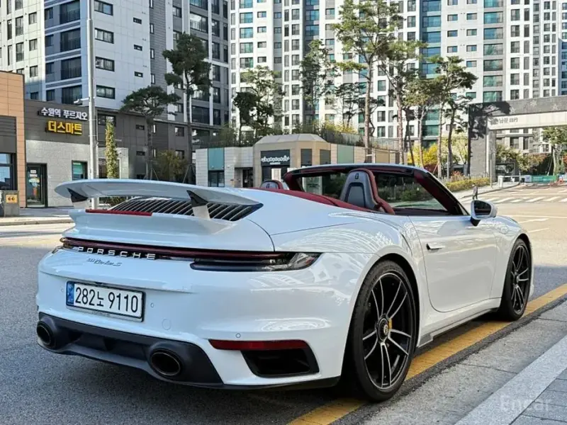 2021 Porsche 911 с пробегом 13 355 км