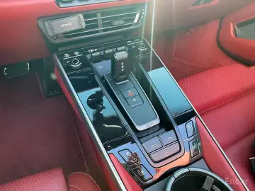 2021 Porsche 911 с пробегом 13 355 км
