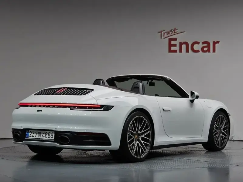 2024 Porsche 911 с пробегом 18 653 км
