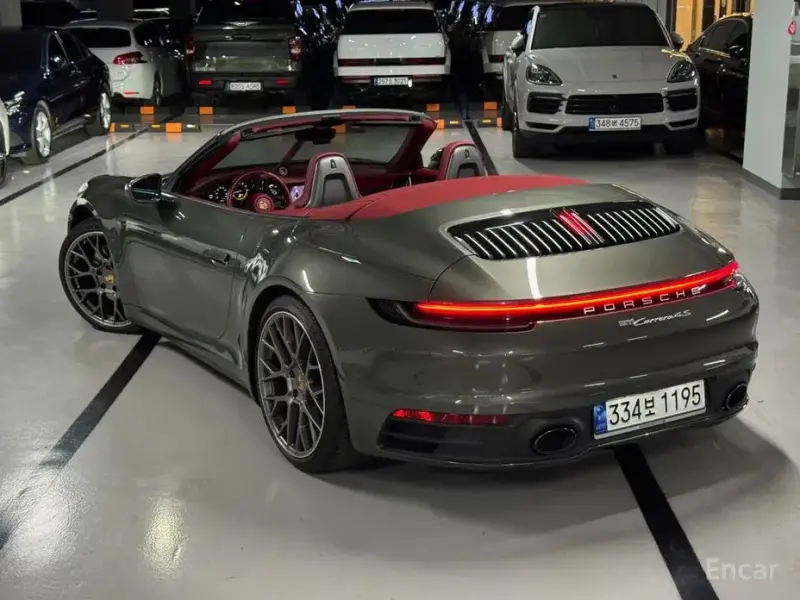 2021 Porsche 911 с пробегом 21 550 км