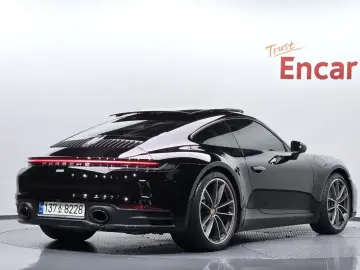 2021 Porsche 911 с пробегом 13 222 км