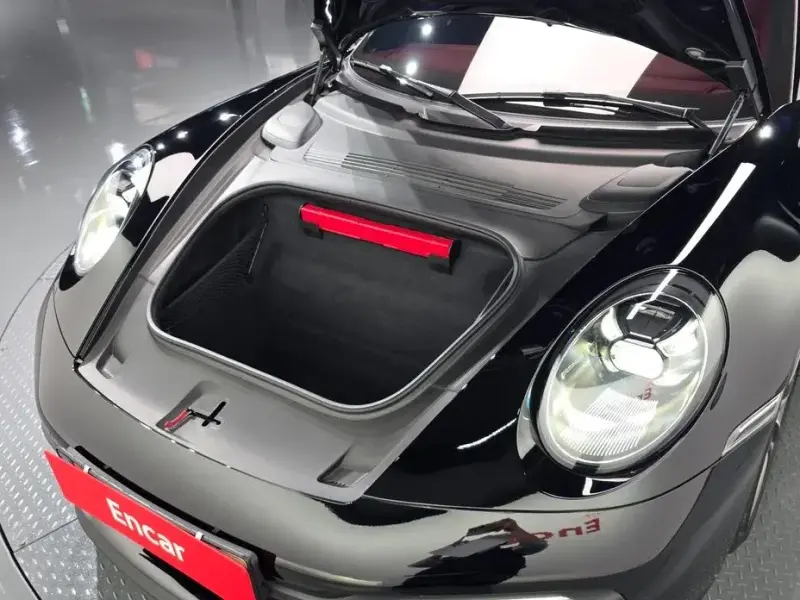 2021 Porsche 911 с пробегом 13 222 км