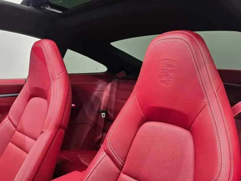 2021 Porsche 911 с пробегом 13 222 км