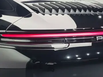 2021 Porsche 911 с пробегом 13 222 км