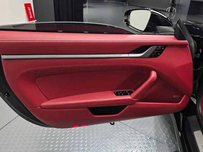 2021 Porsche 911 с пробегом 13 222 км
