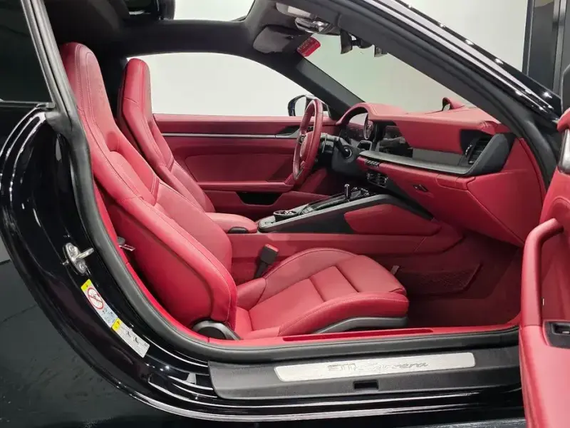2021 Porsche 911 с пробегом 13 222 км
