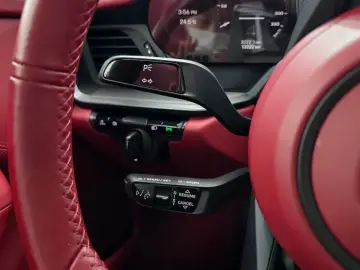 2021 Porsche 911 с пробегом 13 222 км