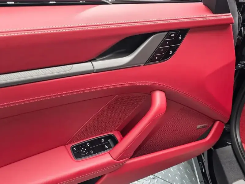 2021 Porsche 911 с пробегом 13 222 км