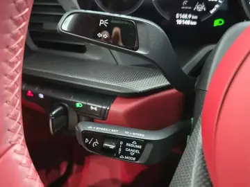 2023 Porsche 911 с пробегом 15 148 км
