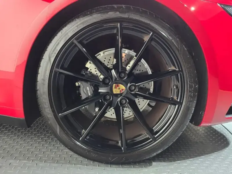 2024 Porsche 911 с пробегом 3 850 км