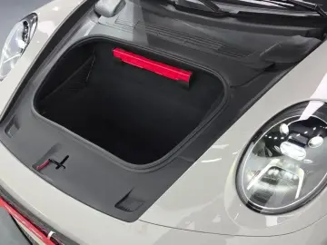 2023 Porsche 911 с пробегом 31 016 км