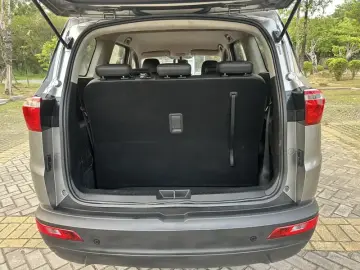2019 Wuling Wuling Hongguang S3 с пробегом 98 000 км