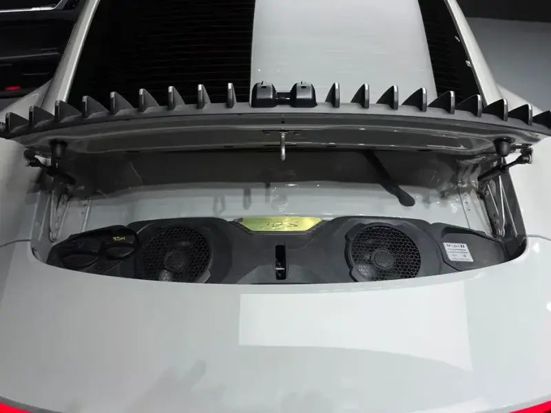 2020 Porsche 911 с пробегом 8 246 км