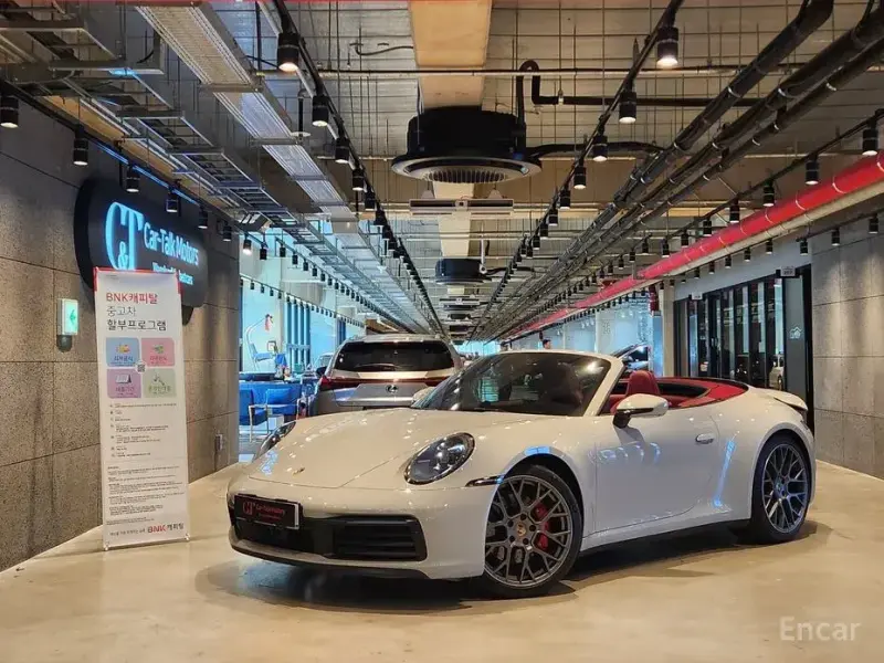 2024 Porsche 911 с пробегом 6 400 км