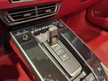 2024 Porsche 911 с пробегом 6 400 км