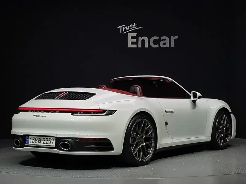 2024 Porsche 911 с пробегом 5 685 км