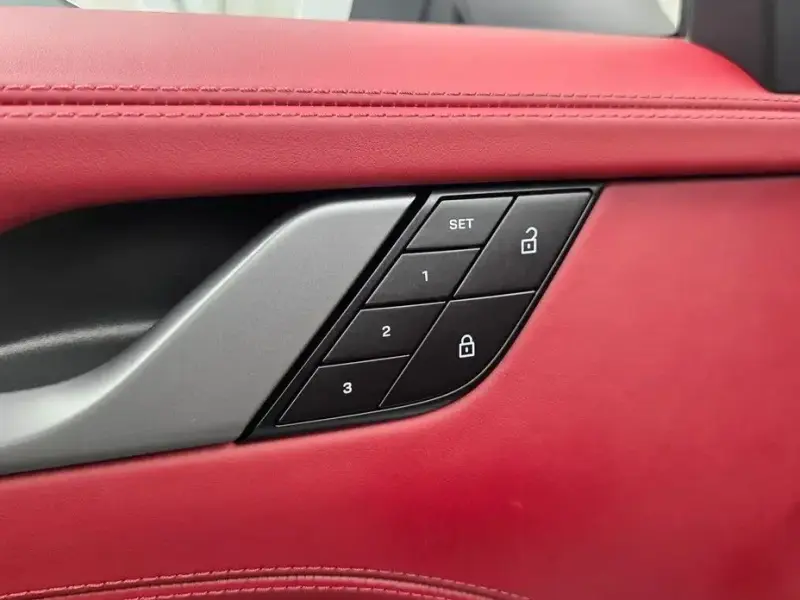 2024 Porsche 911 с пробегом 5 685 км