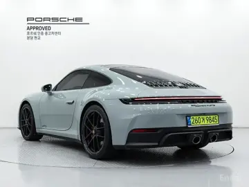 2025 Porsche 911 с пробегом 4 200 км
