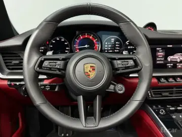 2020 Porsche 911 с пробегом 18 425 км