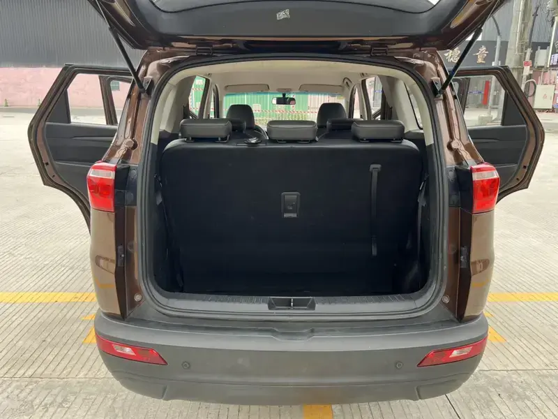 2019 Wuling Wuling Hongguang S3 с пробегом 110 000 км