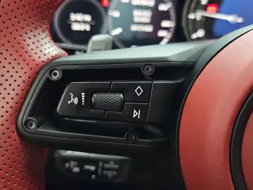 2020 Porsche 911 с пробегом 58 384 км