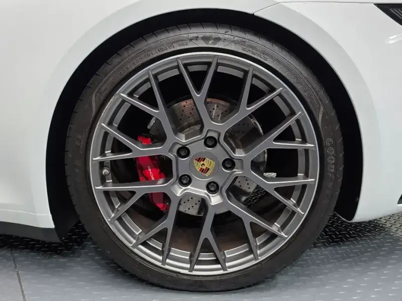 2020 Porsche 911 с пробегом 58 384 км
