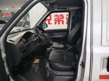 2020 Wuling Wuling Rongguang EV с пробегом 70 000 км