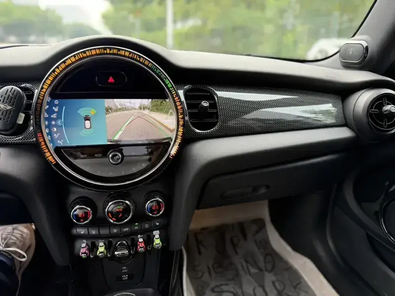 2022 Mini Electric MINI JCW с пробегом 36 000 км