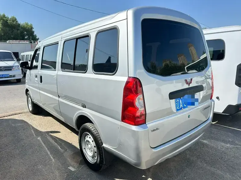 2021 Wuling Wuling Rongguang S с пробегом 10 500 км