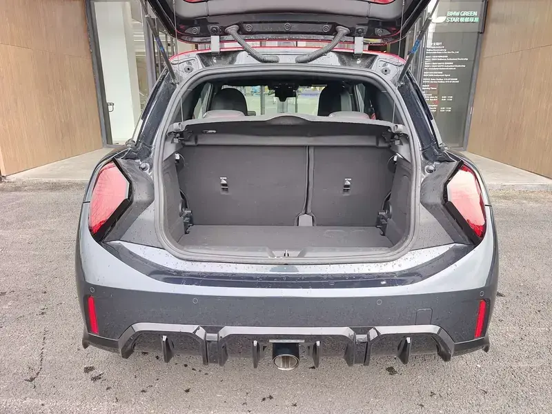 2025 Mini Electric MINI JCW с пробегом 6 600 км