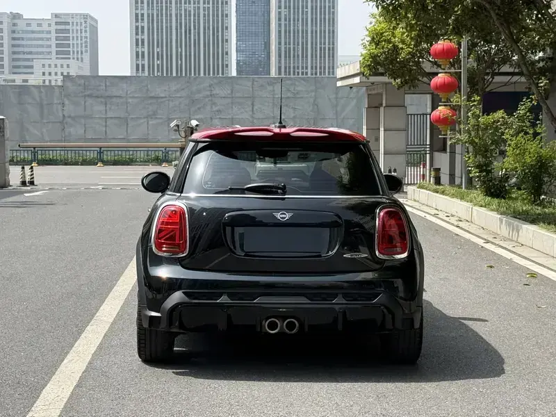 2023 Mini Electric MINI JCW с пробегом 38 000 км