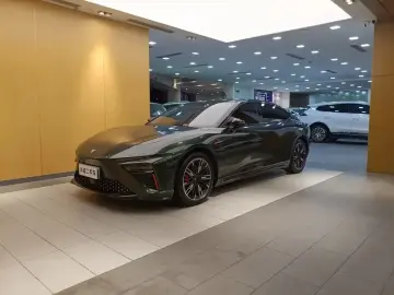 2022 Hozon Nezha S с пробегом 51 500 км