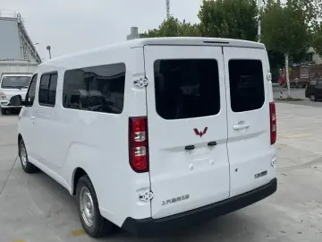 2024 Wuling Wuling Yangguang с пробегом 17 600 км