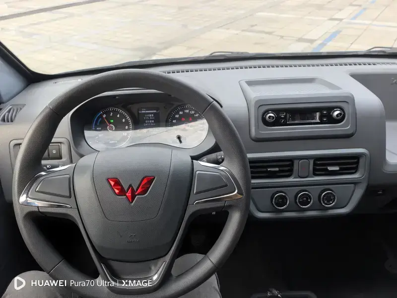 2024 Wuling Wuling Yangguang с пробегом 24 000 км