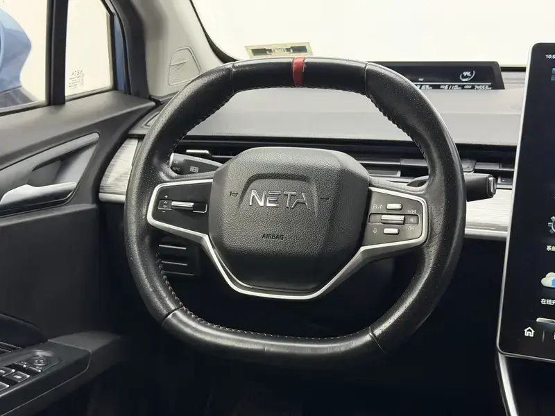 2022 Hozon Nezha V с пробегом 74 600 км